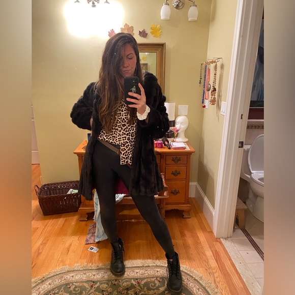 Meet your Posher, Josey - Picture 2 of 3